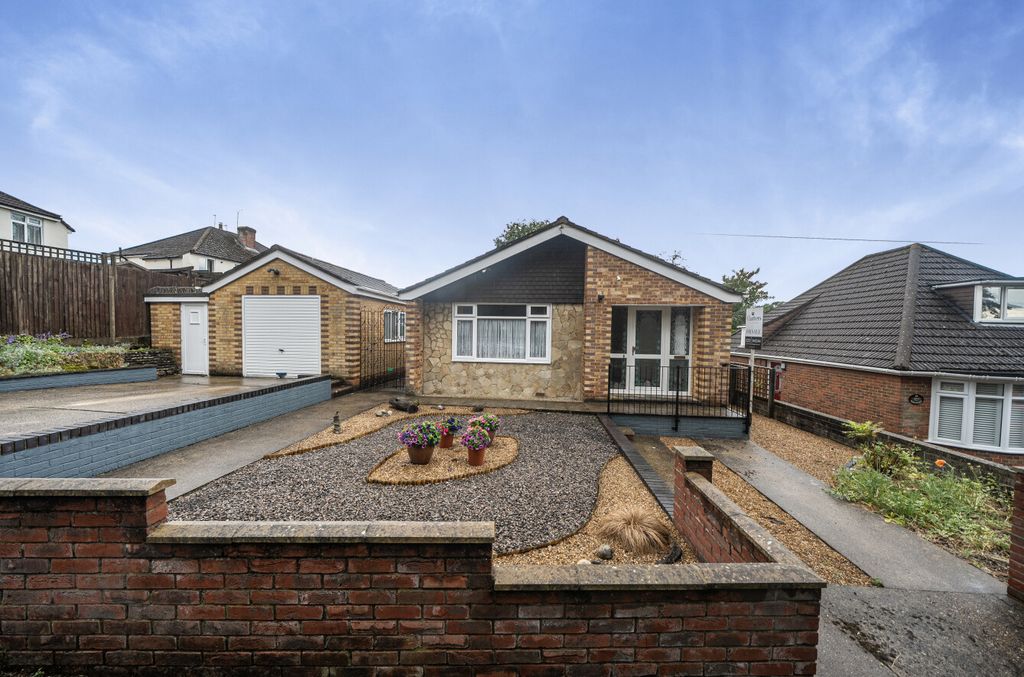 Property photo 1 of 27 1470821-18-6A1F1A...