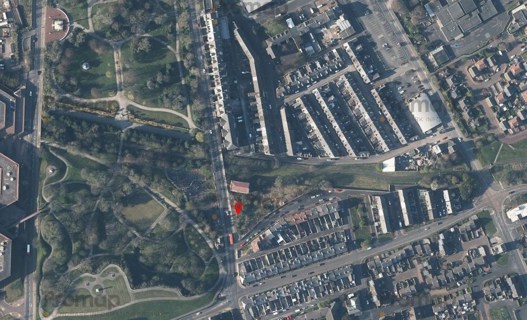 Property photo 2 of 6