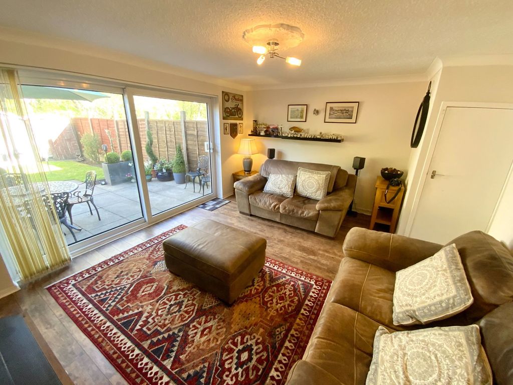 Property photo 3 of 10