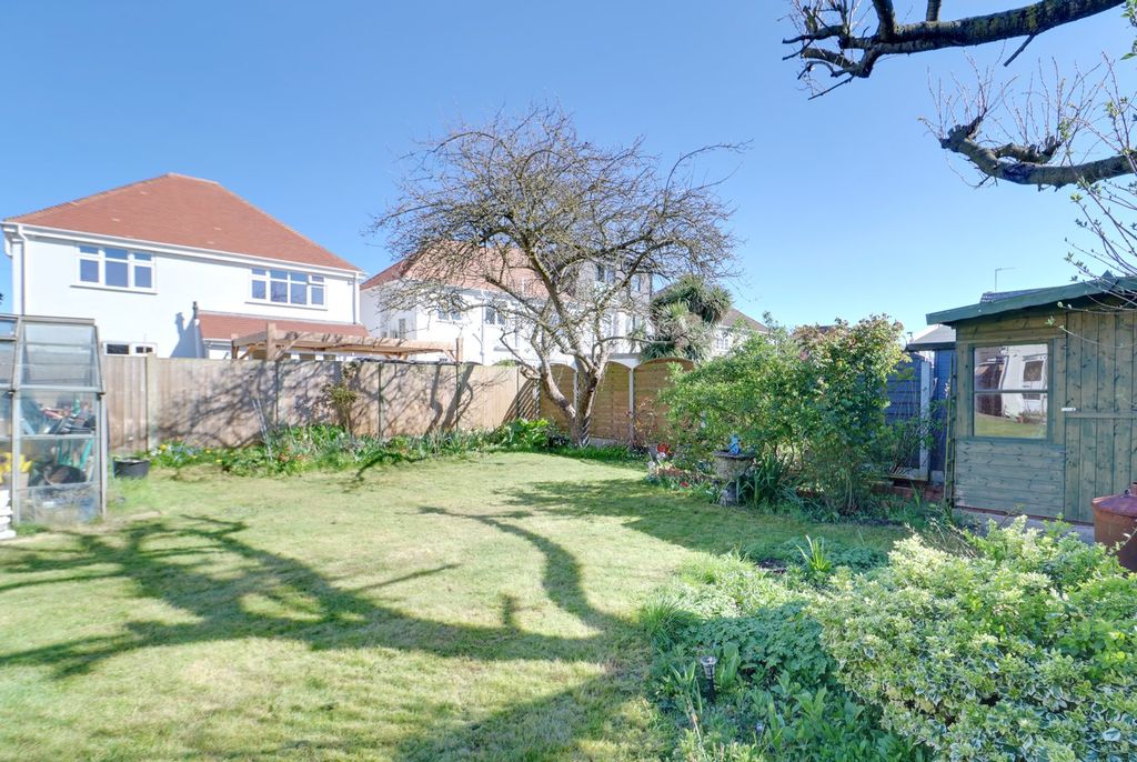 Additional image 20 of 2 bed detached bungalow for saleUpminster Road North, Rainham RM13