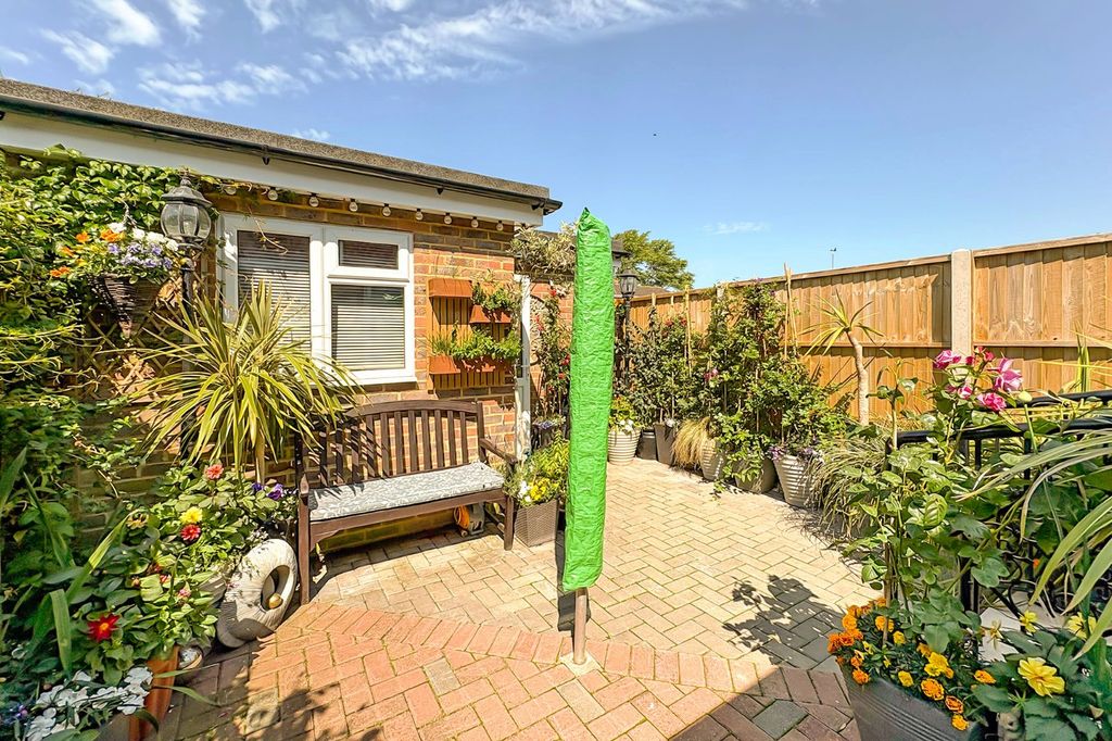 Additional image 13 of 3 bed terraced house for saleAmbersham Crescent, East Preston, Littlehampton, West Sussex BN16