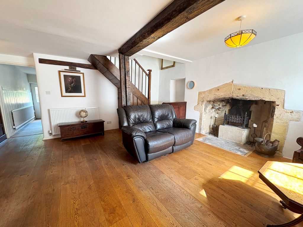 Property photo 3 of 16 Picture No. 02