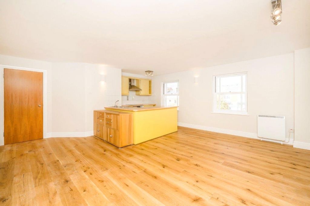 Property photo 1 of 8 Living Area/Kitchen