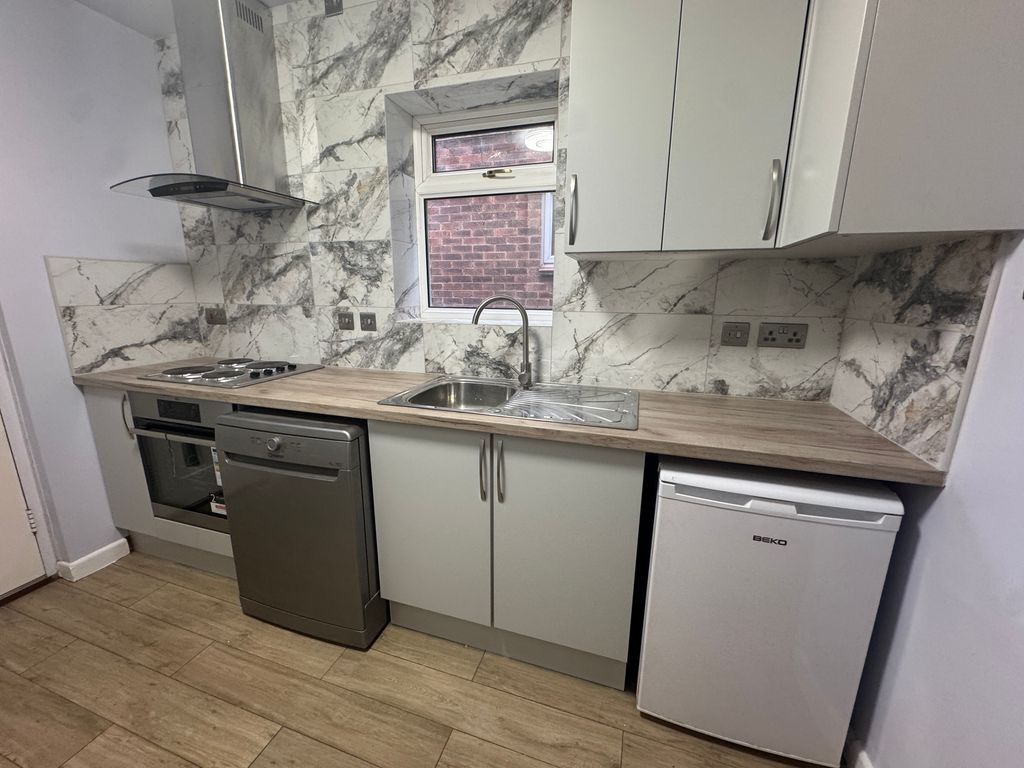 Property photo 2 of 9 Front