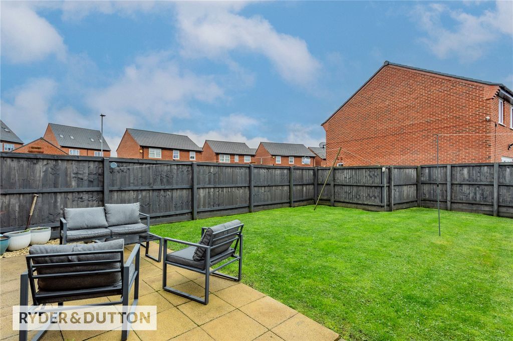 Property photo 2 of 20 Picture No. 16