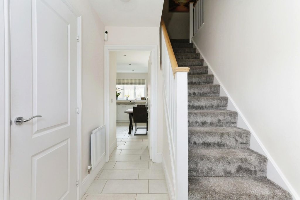 Property photo 2 of 20 24-5.Jpg