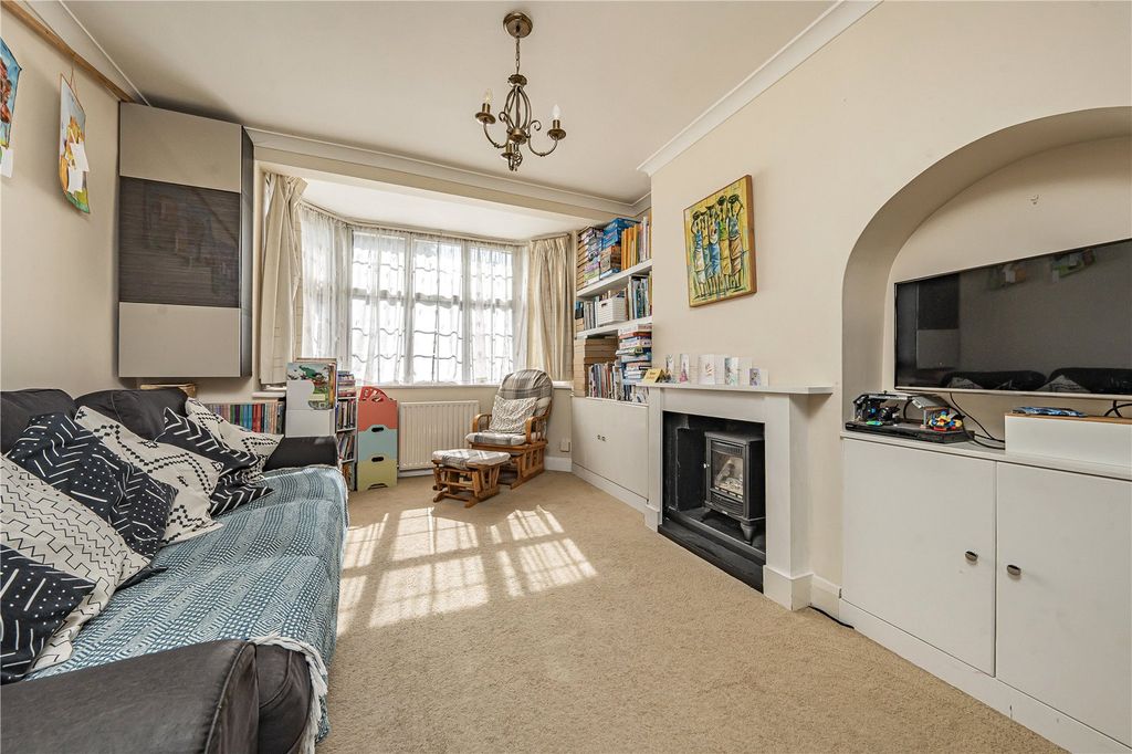 Property photo 3 of 13 Picture No. 01