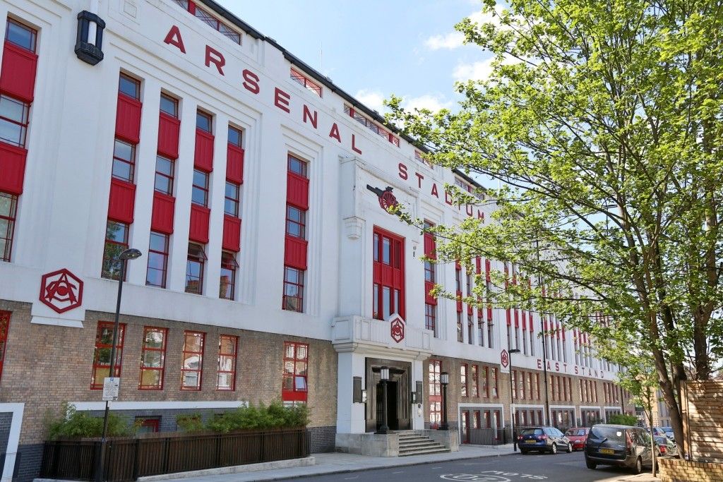 Property photo 1 of 12 Highbury Stadium Square (Main)