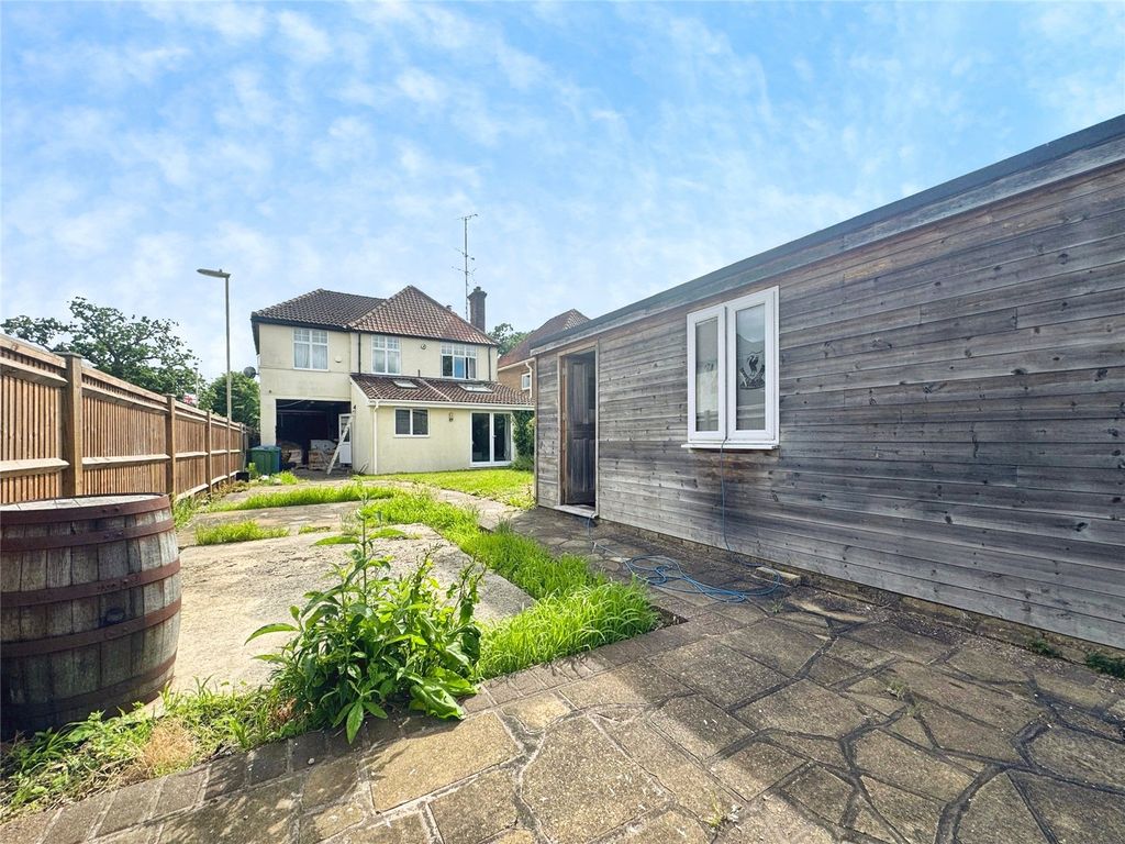 Property photo 3 of 15 Picture No. 13
