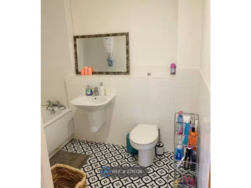 Property photo 1 of 25