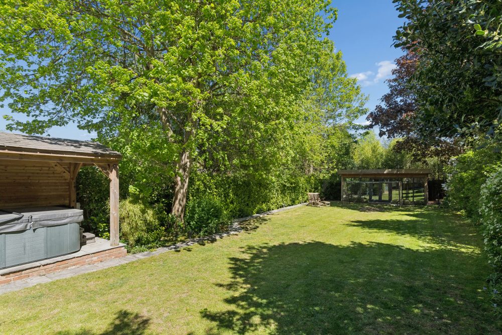 Additional image 22 of 5 bed semi-detached house for saleHighbury Road, Hitchin SG4