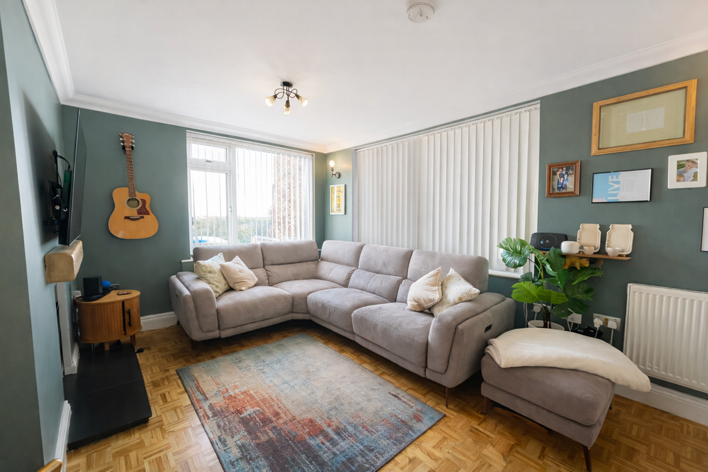 Property photo 3 of 21