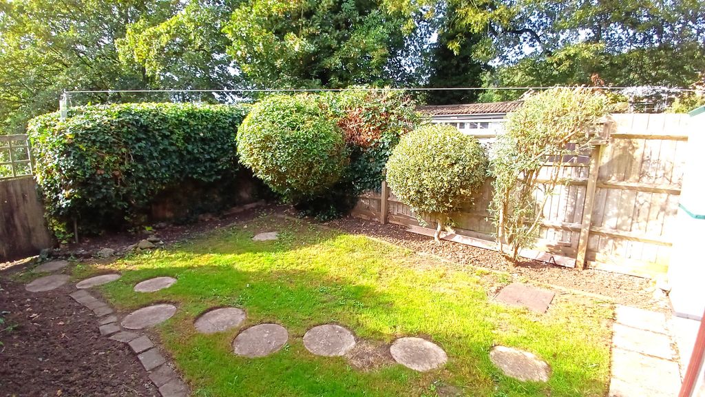 Property photo 2 of 23