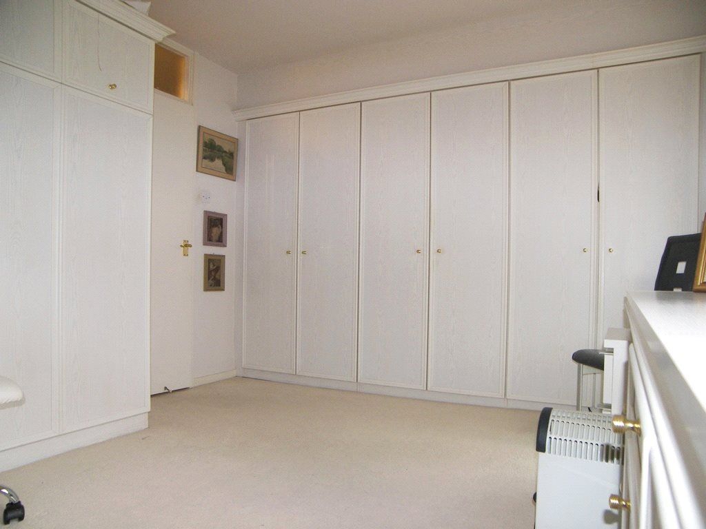 Property photo 3 of 5 Picture No. 02