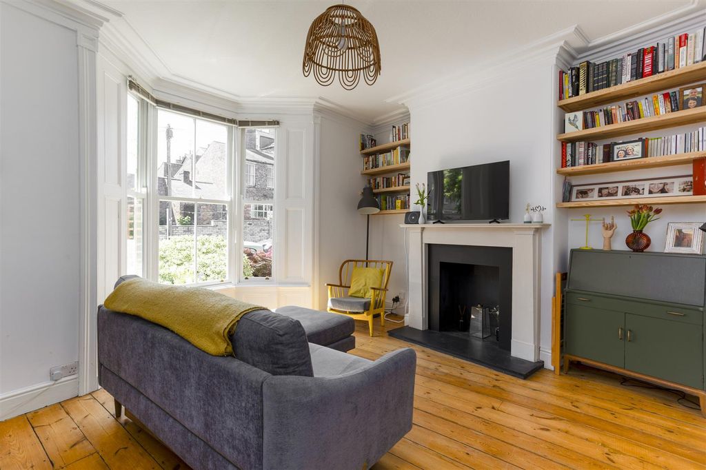 Property photo 2 of 36 3_Bewlay_Street_17.Jpg