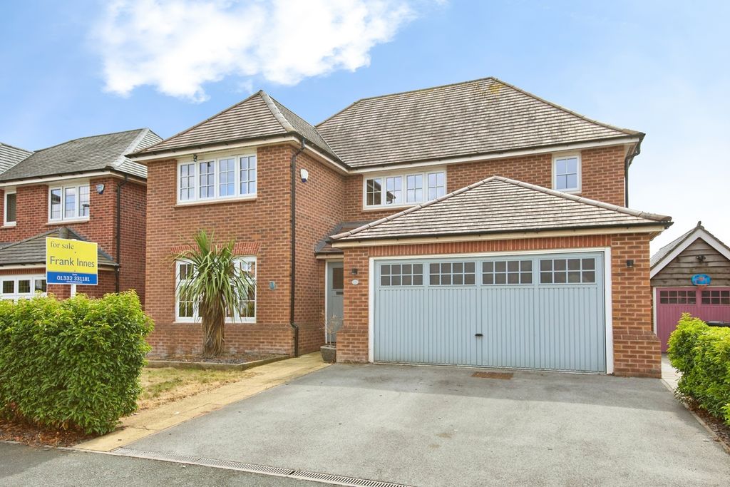 Property photo 1 of 18 Pbox-Img.Jpg