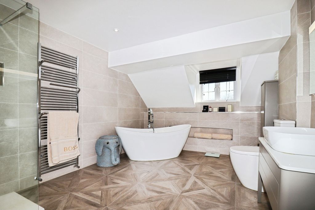 Additional image 22 of 5 bed detached house for saleNorwich Road, Dereham, Norfolk NR20