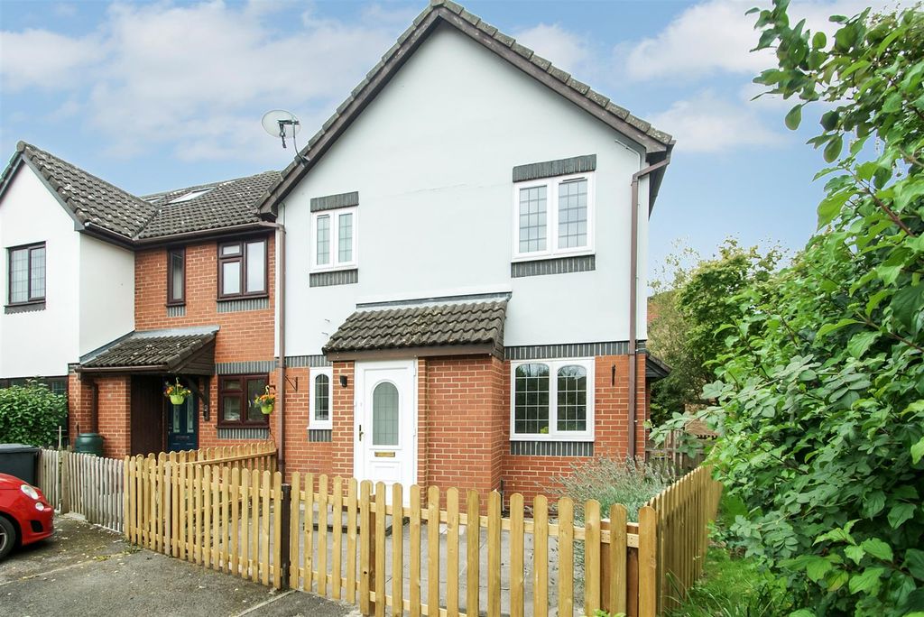 Property photo 1 of 6