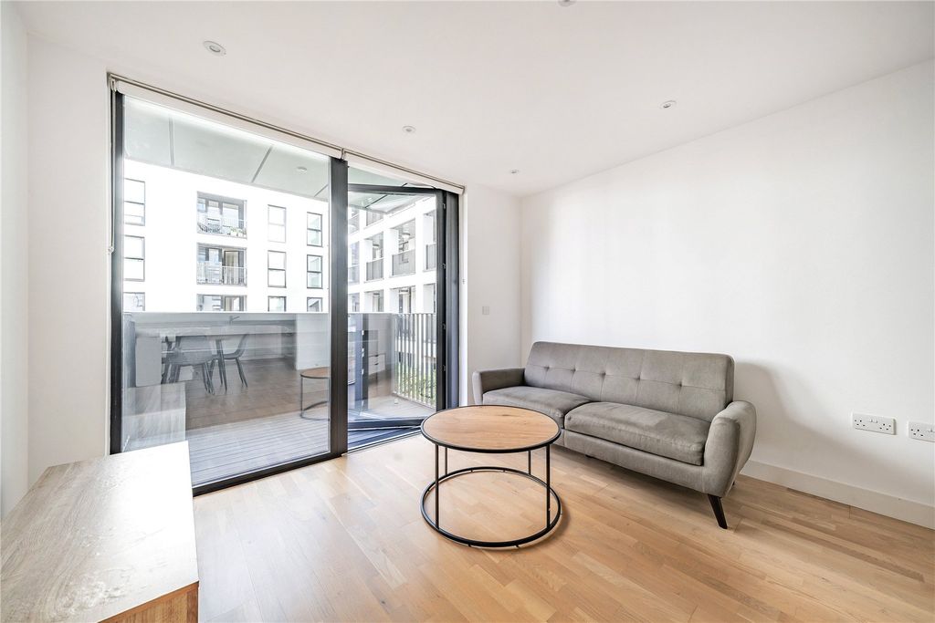 Property photo 1 of 23 Picture No. 07