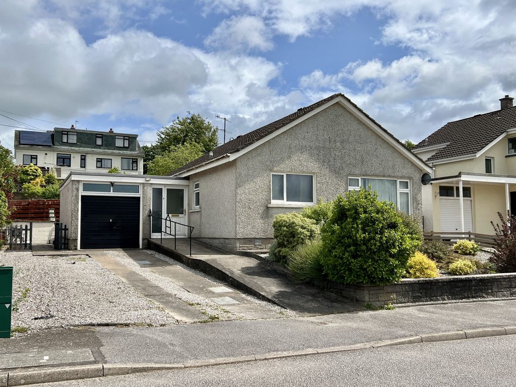 Property photo 1 of 16