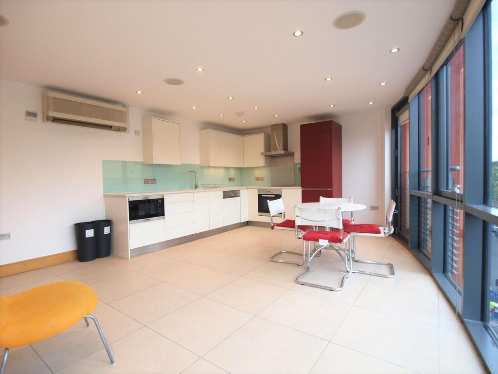 Property photo 1 of 12 Kitchen
