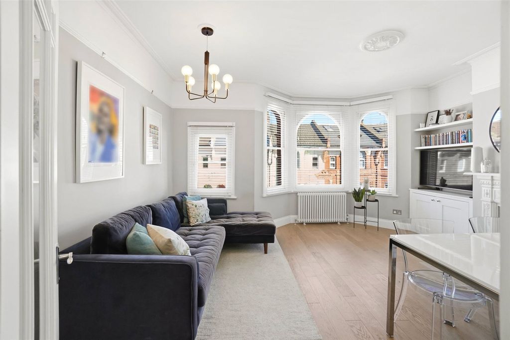 Property photo 3 of 9 Picture No. 06