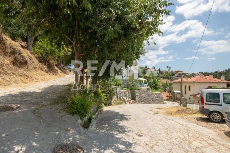 Property photo 2 of 26