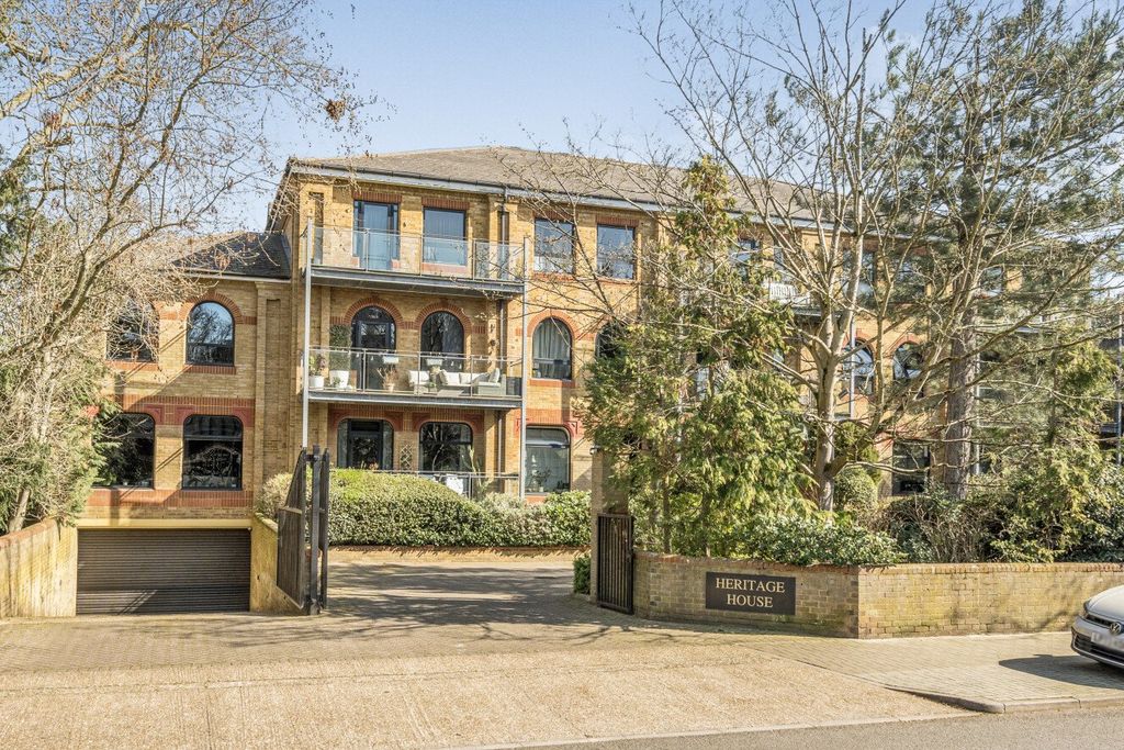 Property photo 1 of 9 Picture No. 18