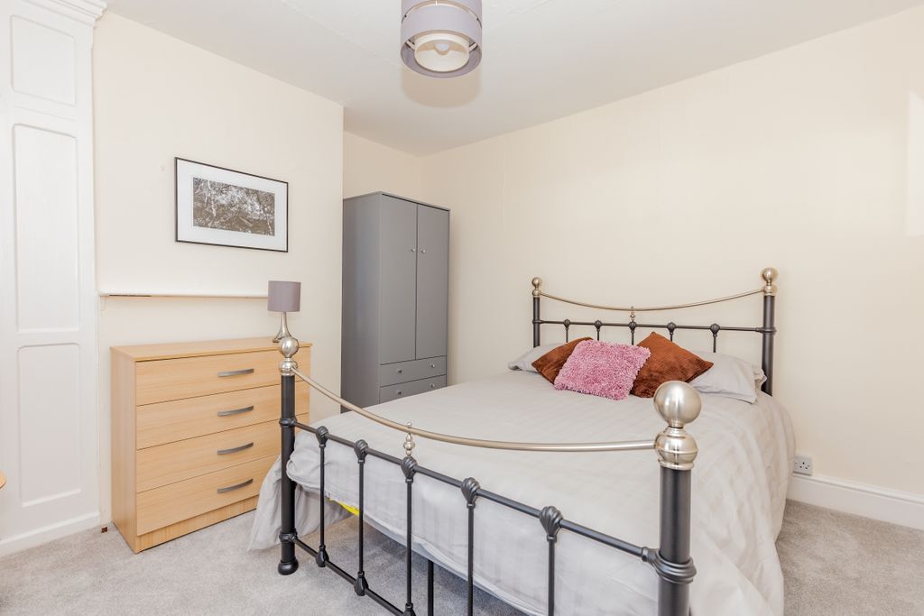 Property photo 3 of 12 83717