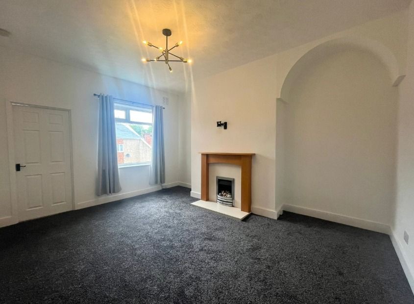 Property photo 2 of 13 5539281