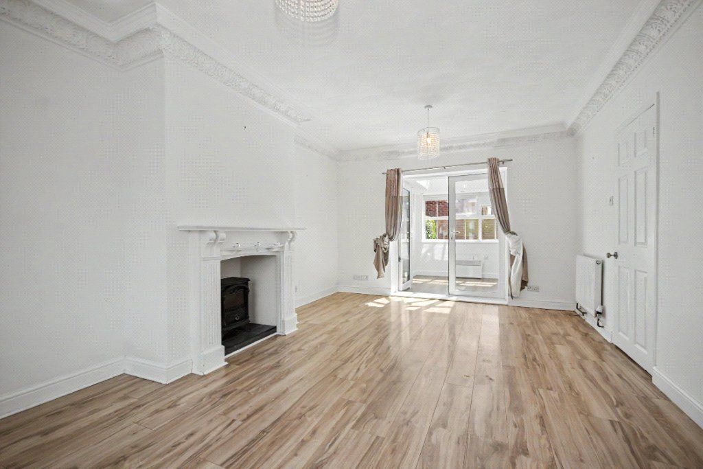 Property photo 3 of 11 Picture No. 20