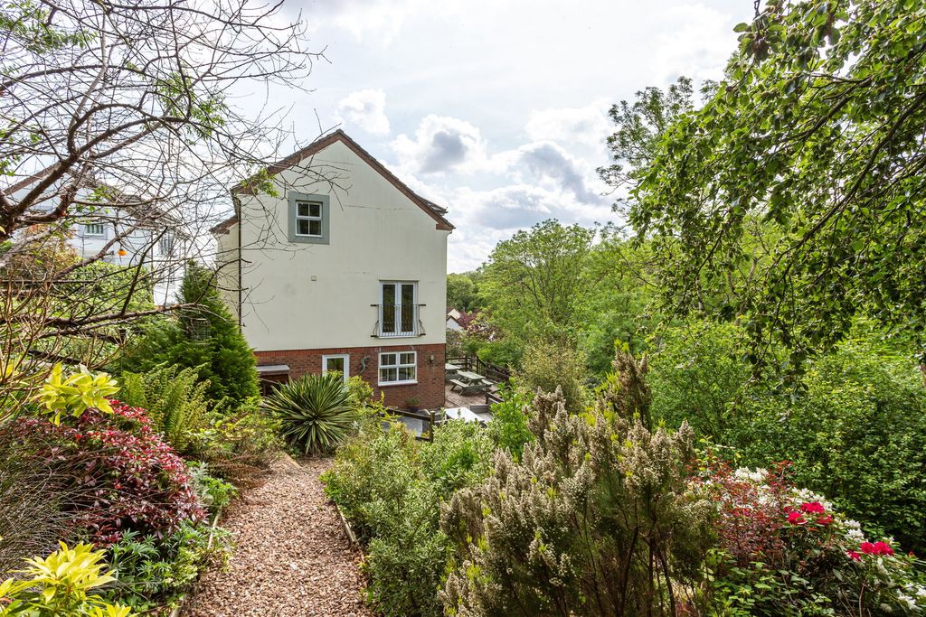 Additional image 30 of 5 bed detached house for saleSpeedwell Close, Bideford EX39