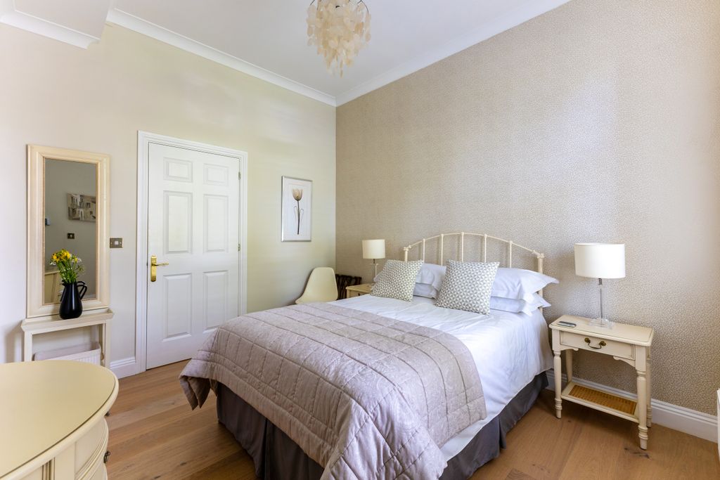 Additional image 15 of 3 bed flat for saleUpper Lodge Way, Coulsdon CR5
