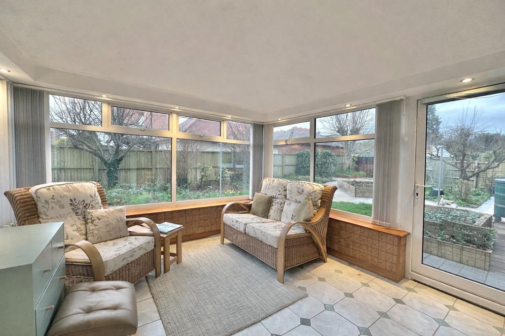 Property photo 2 of 28 462695BA-10Fe-4C02-Aa31-0E70Aaea5Aaa.Png