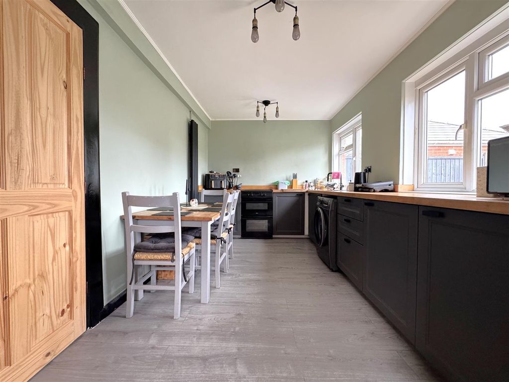 Property photo 2 of 13 2.Jpeg