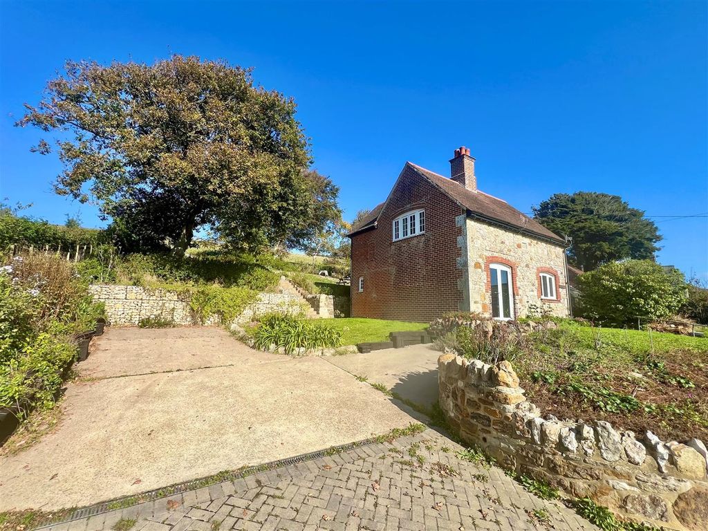 Property photo 1 of 24