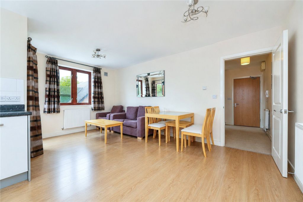 Property photo 3 of 10 Picture No. 23