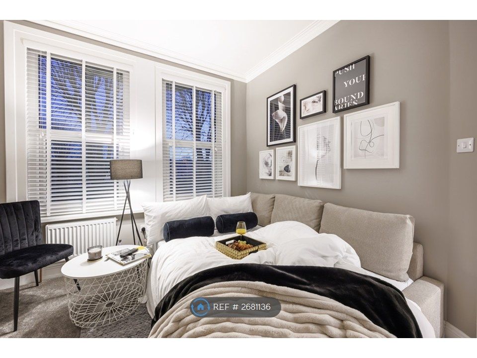 Property photo 2 of 29