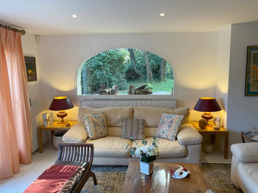 Property photo 2 of 29 9c075c7c6c35Ff1d786E9Bab68206Baf_767c01Eb89_1920-Big