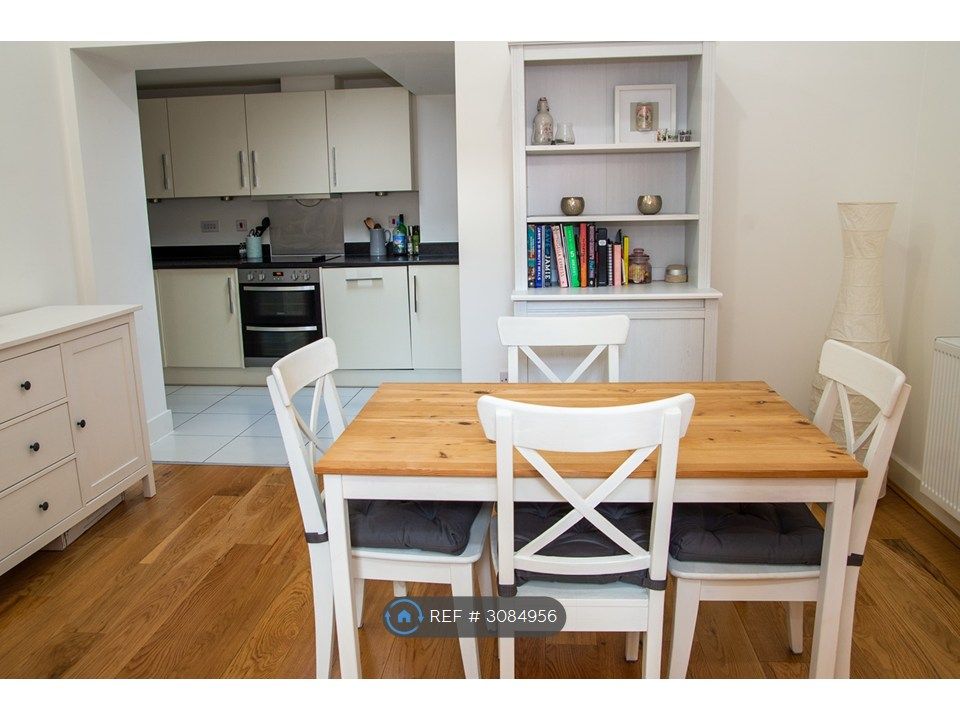Property photo 3 of 13 Dining Room