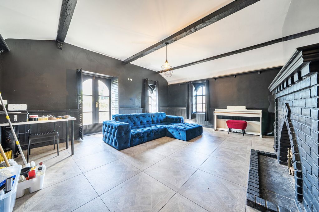 Property photo 3 of 22 1439243 (3).Jpg