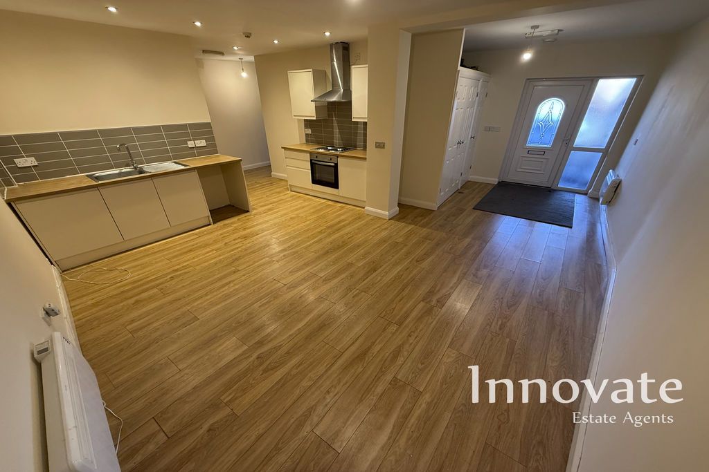 Property photo 2 of 5 Photo 8