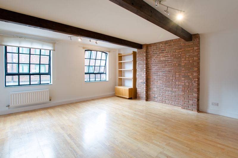 Property photo 2 of 10 Photo 2