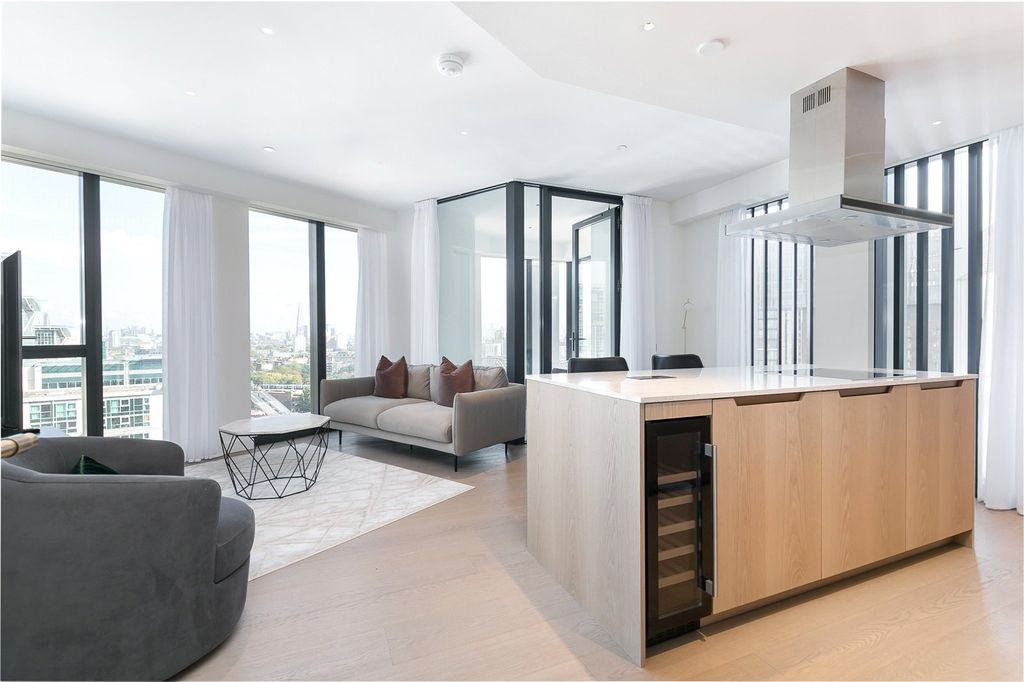 Property photo 1 of 30 Picture No. 02