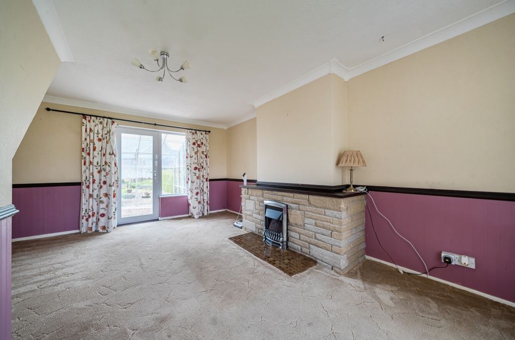 Property photo 3 of 13 1432682-4-69Bd8F3259784