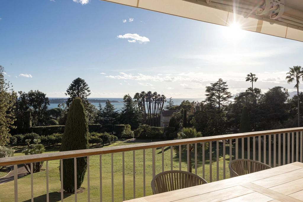 Property photo 3 of 32