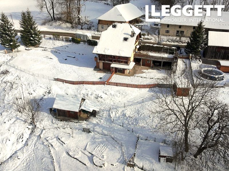 Property photo 3 of 10