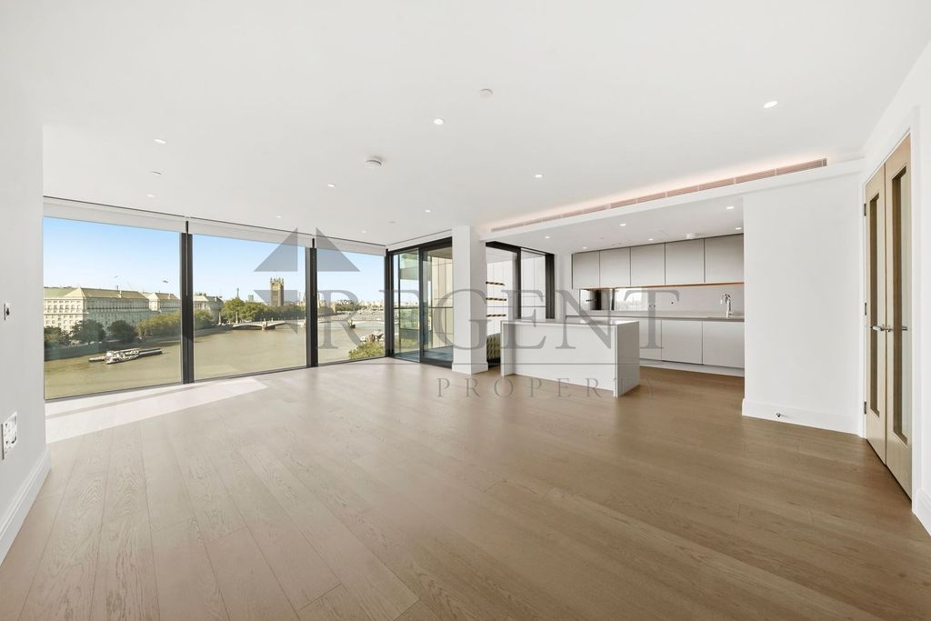 Property photo 1 of 15 Reception