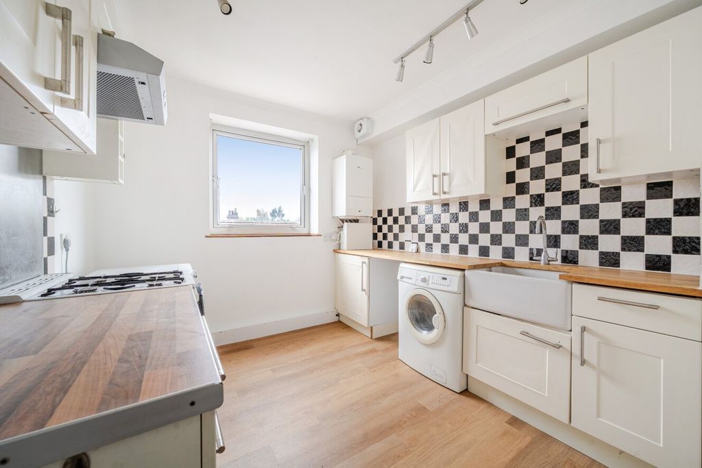 Property photo 1 of 13 Picture No. 06