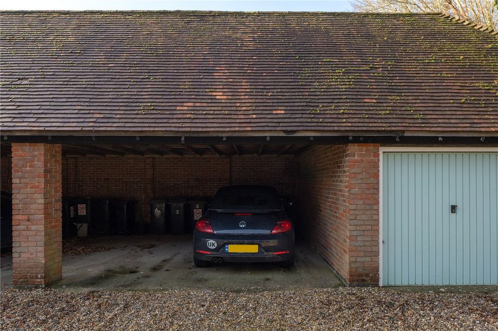 Property photo 2 of 21 Picture No. 05